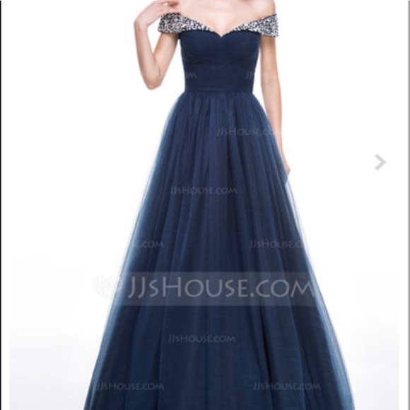 JJ’s House Dresses & Skirts - Formal Dress